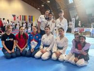 Taekwondisti zbierali vzácne kovy v Česku, kde Kyseľová spolu s Than Lan Anh získali ocenenie za najvyšší bodový zisk! 